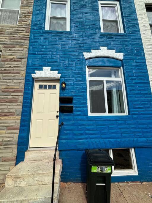 Apartment Blue House In Hampden